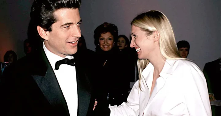 John F Kennedy Jr